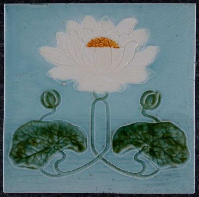 Jugendstil Tegel - floraal - Georg Schmider, Zell am, Antiek en Kunst, Antiek | Glas en Kristal
