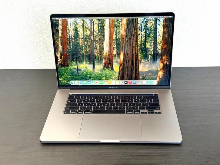 Apple MacBook Pro - 15 inch - i9 - 512GB - 16GB RAM, Computers en Software, Apple Macbooks, 3 tot 4 Ghz, 15 inch, 512 GB, MacBook Pro
