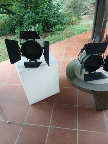 Lamp (2) - Aluminium - Theaterlampen