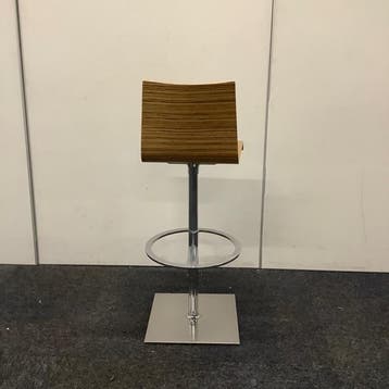 barkruk zithoogte 75 cm, bruin (zebrano) MDF zitting, chroom, Huis en Inrichting, Ophalen of Verzenden, Gebruikt