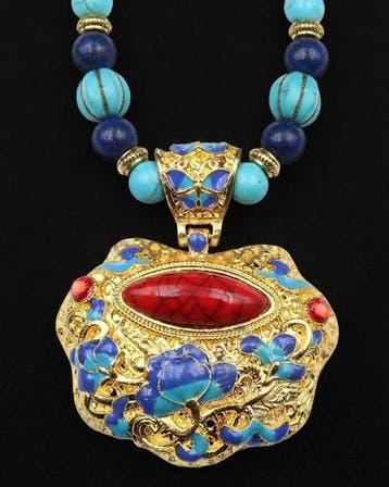 Howliet turquoise - Boeddhistische halsketting - Beschermt