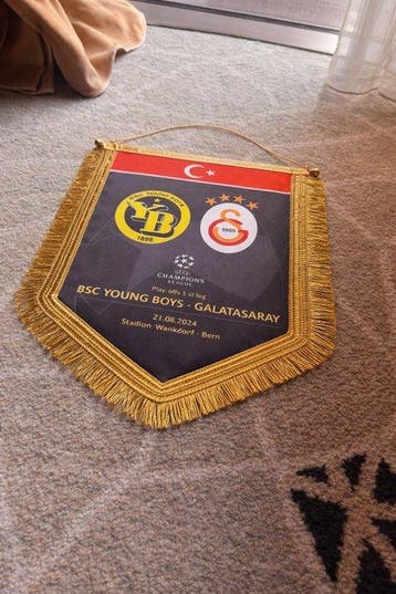 Wimpel (2) - BSC YOUNG BOYS - GALATASARAY 21.08.2024 Stadion, Nieuw