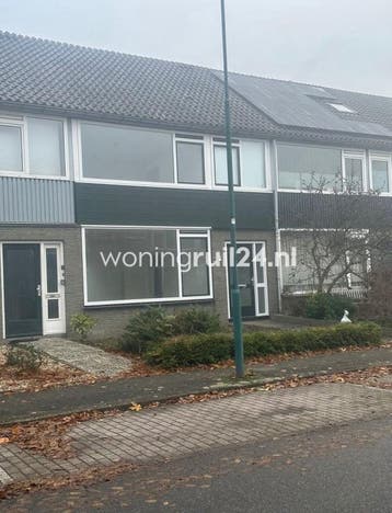Woningruil - Secretaris Versteeglaan 25 - 5 kamers, Huizen en Kamers, Utrecht