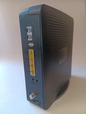 Cisco EPC3940 – Kabelmodem / WiFi Router - Doos van 10 stuks, Computers en Software, Ophalen of Verzenden, Refurbished, Router met modem