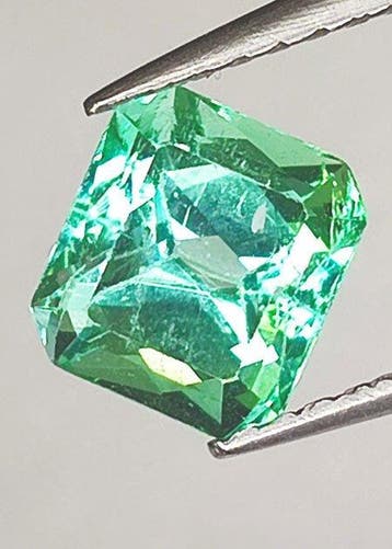 Groen Smaragd - 1.01 ct - Instituto Gemólogico Español (IGE), Nieuw