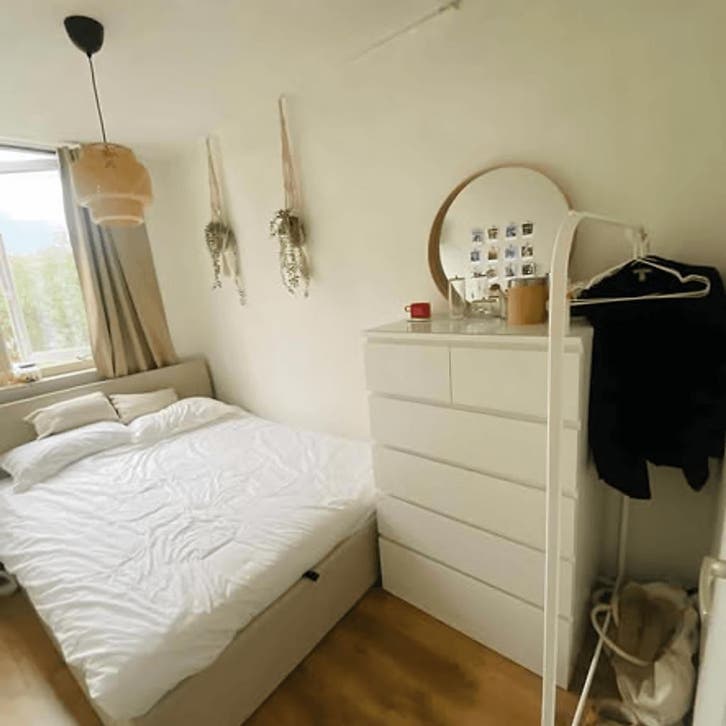 Kamer in Breda gevonden voor €450,- pm, Huizen en Kamers, Huizen te huur, Direct bij eigenaar, Noord-Brabant, (Studenten)kamer