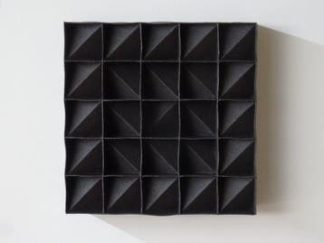 Hans Meeuwsen - Reliëf, 2026 - 51 zwart wandrelief - 125 mm