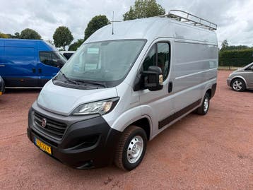 Fiat Ducato 30 2.3 MultiJet L2H2 Navigatie / Cruise Control, Gebruikt, Euro 6, Zilver of Grijs, Lease