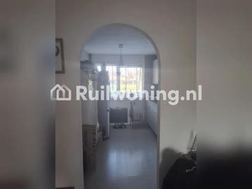 Huis in Mijdrecht, 4 kamers, 80 m², €775