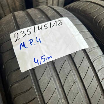 2 x Michelin Primacy 4 235-45-18 Zomerbanden 4,5mm, 18 inch, Gebruikt, Ophalen of Verzenden, 235 mm