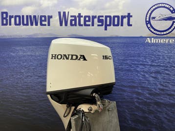 Honda 150 pk buitenboordmotor, Watersport en Boten, Viertaktmotor, Ophalen of Verzenden, Zo goed als nieuw, 30 pk of meer