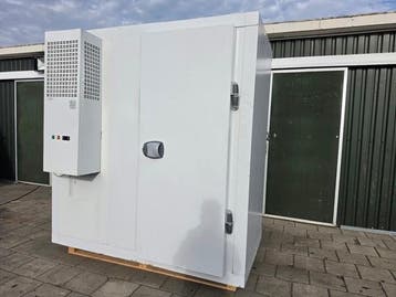 Koelcel 200 x 110 x 211 cm stekker klaar, Nieuw in verpakking, Koelen en Vriezen