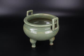 Wierookbrander - Large tripod censer - Longquan celadon