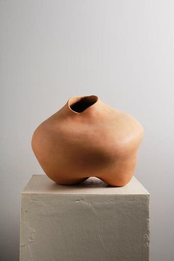 Valentina Cojocaru - Vaas - Aardewerk - Erosie