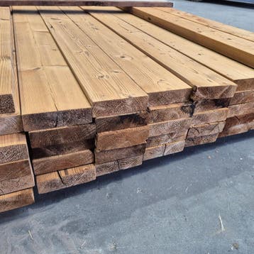Partij Thermo Vuren Balken 4200-4500x136x40mm, Tuin en Terras, Ophalen of Verzenden, Nieuw