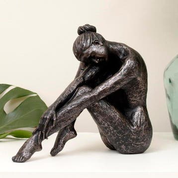 sculptuur, Bronze Style Sitting Lady Sculpture – Resin