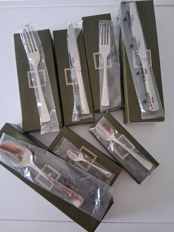 Christofle - Bestekset voor 6 personen (42) - Valois - Staal, Antiek en Kunst