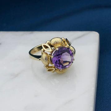 Vintage gouden ring met amethist, Gebruikt, Ophalen of Verzenden, 17 tot 18, Met edelsteen