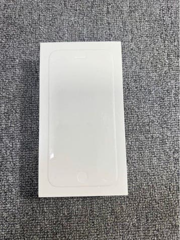 Apple iPhone 6 16 Giga New Sealed - Never activated - iPhone, Nieuw
