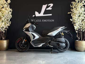 Aprilia SR GT 125 / 200 / 400 | Nieuw | €400 KORTING!, Nieuw, Traction Control, Automaat, 1 cilinder