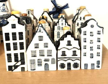 KLM-huisje (14) - 13 huisjes en 1 molen