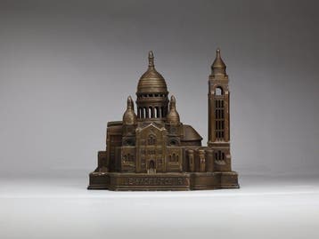 Tafelmiddenstuk - Zinklegering - Het Sacré-Cœur van Parijs –