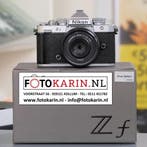 Nikon Z f zilver + Z 40mm f2 SE | nieuwst |Foto Karin Kollum, Spiegelreflex, Ophalen of Verzenden, Zo goed als nieuw, Nikon