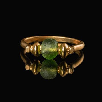 Oud-Romeins, Keizerrijk Ring met Roman Green Gass-kraal