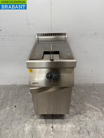RVS Zanussi Friteuse 15 liter Aardgas Horeca, Zakelijke goederen, Horeca | Keukenapparatuur, Ophalen of Verzenden, Gebruikt