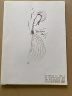 Mode - Modeontwerper Valentino - Ontwerpen in Rome, Ophalen of Verzenden, Zo goed als nieuw, Couturiers