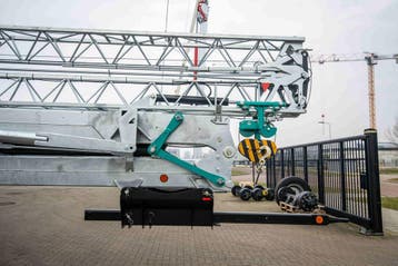 Cattaneo CM221A. Bouwkraan 22/23 meter nieuw!, Hijswerktuig