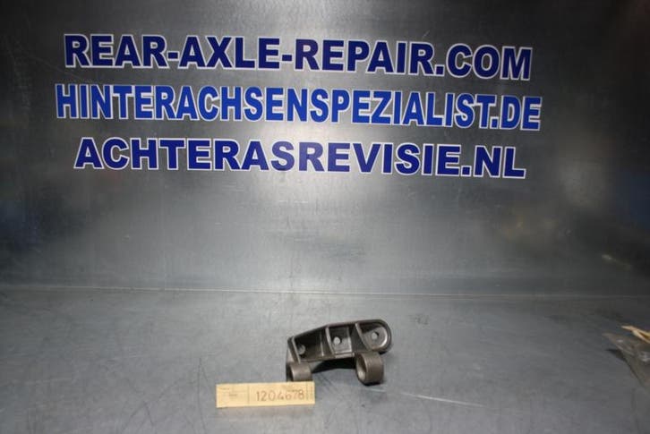 Opel Kadett D (E?) Dynamosteun GM 90088189, 1204678 (Motor), Auto-onderdelen, Motor en Toebehoren, Gebruikt, Opel, Verzenden