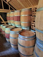 Eiken en kastanje houten regentonnen, wijnvaten, bloembakken, 150 liter of meer, Nieuw, Ophalen of Verzenden, Met pomp