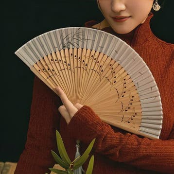 Elegante Chinese Stijl Vouwbare Handwaaier met Kwastje - Per, Verzenden