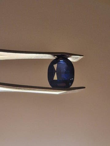 1 pcs Blauw Saffier - 3.71 ct - Gemological Institute of, Nieuw