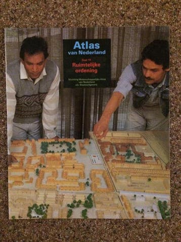 Atlas van Nederland, deel 18 ruimtelijke ordening - E., Boeken, Verzenden, Zo goed als nieuw, E. Bobbert