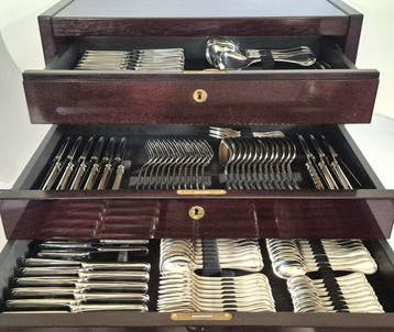Robbe & Berking - Bestekset voor 12 personen (155) -