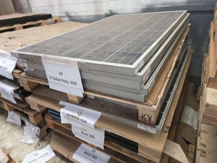 Diverse zonnepanelen (155x) LG, SUNPOWER 300, AVO., Doe-het-zelf en Verbouw, Zonnepanelen en Toebehoren, Ophalen