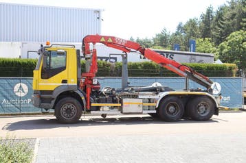 Veiling: Kraanwagen Iveco Trakker 350 6x4 Diesel 2006, Automaat, Iveco, Zwart, Diesel
