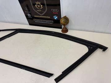 Mercedes GLA Klasse rubberen afdichting links voor deur, Auto-onderdelen, Gebruikt, Mercedes-Benz