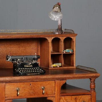 Art & Crafts bureau ca 1890 met opzet deel en open vakken No, Antiek en Kunst, Ophalen of Verzenden
