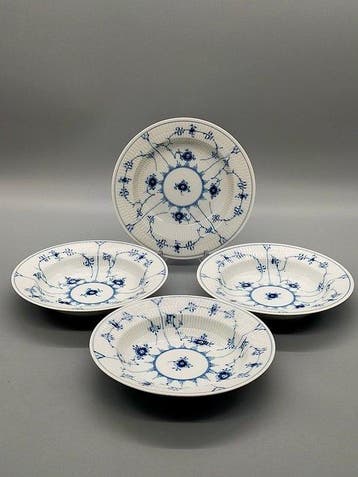 Royal Copenhagen - Eetservies - Musselmalet Gerippt