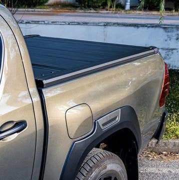 Zwart Aluminium Rolafdekking Laadbak afdekking Toyota Hilux, Auto diversen, Ophalen of Verzenden, Nieuw