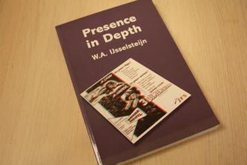 9789038621272 Presence in Depth - PROEFSCHRIFT ter verkr..., Nieuw