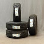 215/60/16 99H Goodyear winterbanden nieuw 4X gratis montage, 215 mm, 16 inch, Nieuw, Band(en)