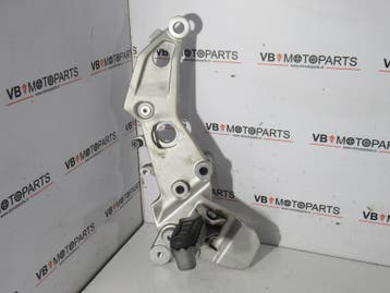 BMW F 850 GS Schetsplaat voetsteun rechts voor, Motoren, Onderdelen | BMW, Ophalen of Verzenden, Nieuw
