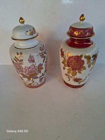 Longo - Vaas (2) - Porselein - Set van twee, hoogte 32 cm.