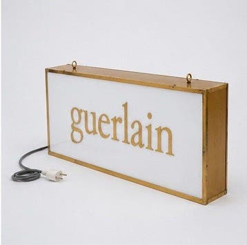 GUERLAIN - Lichtgevende uithangbord van Guerlain, afkomstig