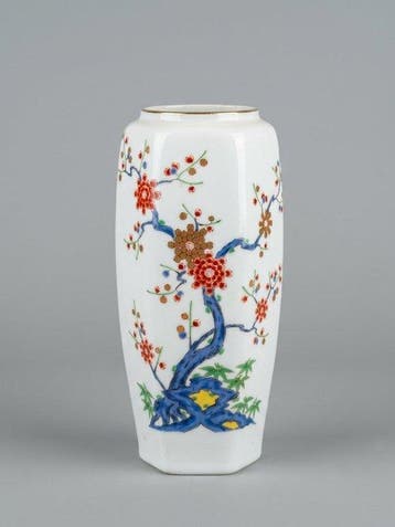 Fukagawa Seiji, Arita Ware, Zeshoekige vaas met rots- en