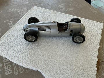 CMC 1:18 - Modelauto - Auto Union Type C (1936/1937), Nieuw